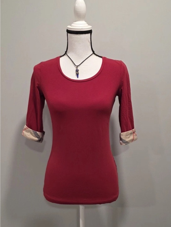 Burberry Tops - Authentic Burberry Women’s 3/4 Sleeve Top in Red